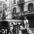 Centelles Militantes anarquistas y guardias de asalto en Barcelona en julio de 1936